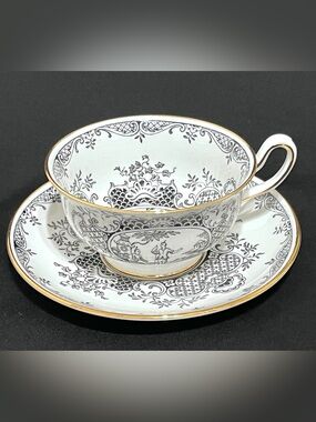 Royal Chelsea England 4419A Black White Chinoiserie Teacup Saucer Set